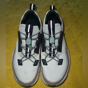 On Cloudaway sneakers